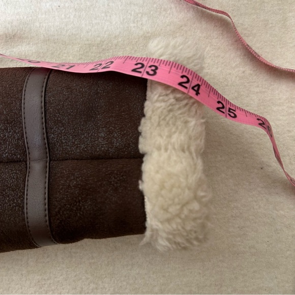 Abercrombie and Fitch Faux suede Brown cozy lined bomber jacket size s - Picture 8 of 9